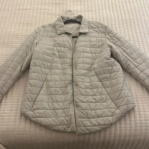 Lululemon Switch Please reversible jacket in light grey color